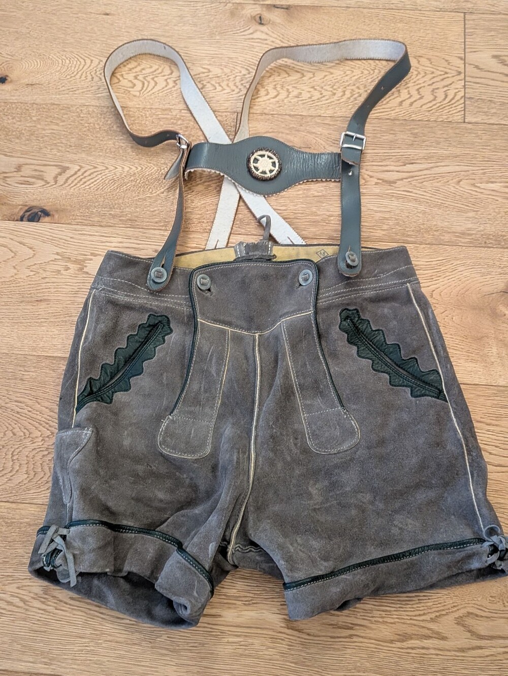 Vintage Bergfreund Suede Leather Lederhosen Suspender Shorts Alpine Oktoberfest
